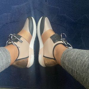 Steve Madden Antics Sneakers Rose Gold
